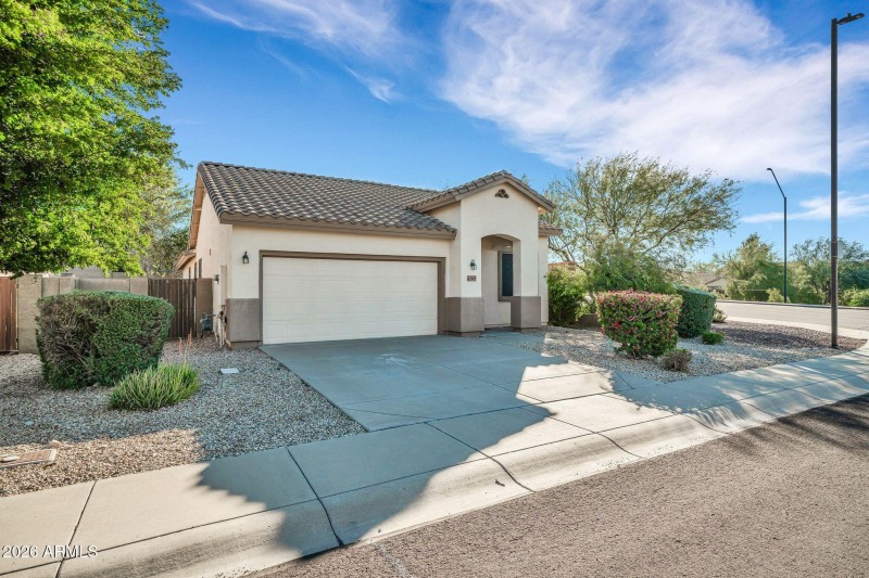 42805 N Hudson Trl-3