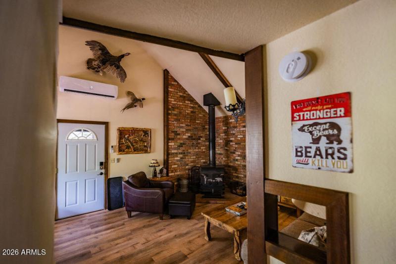 102_Trout_Creek_Cabin