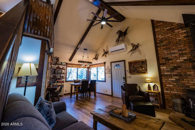 079_Trout_Creek_Cabin