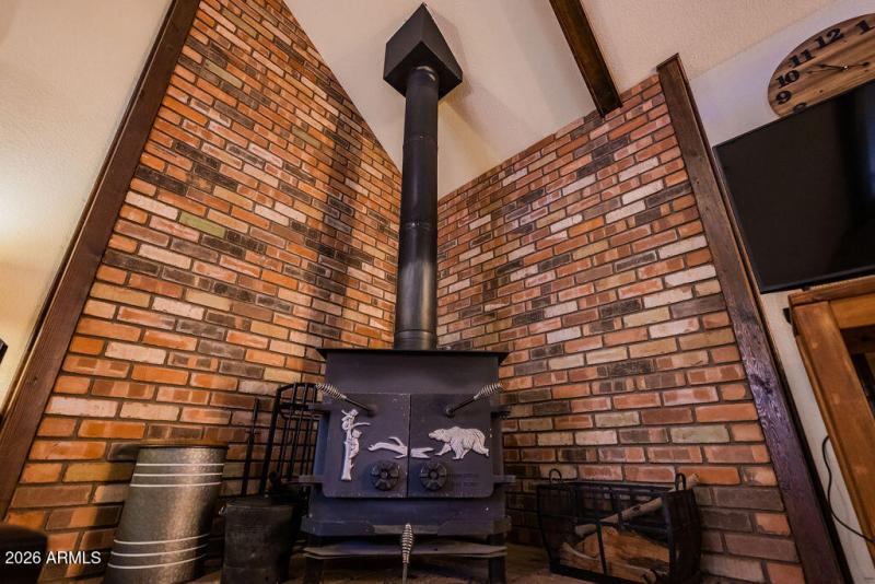 077_Trout_Creek_Cabin