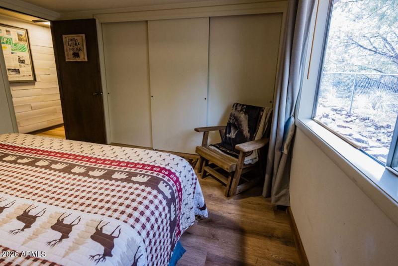 072_Trout_Creek_Cabin