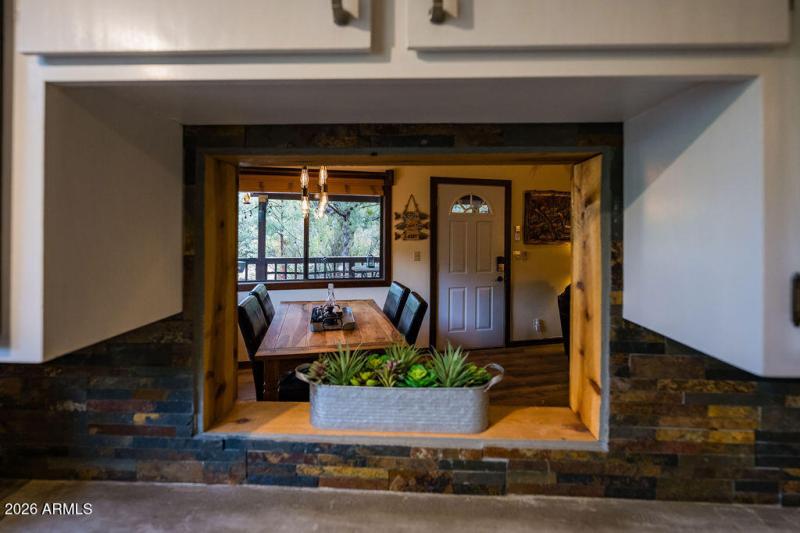 064_Trout_Creek_Cabin