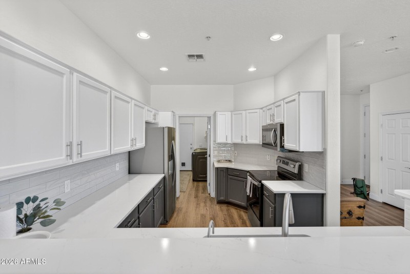 13-web-or-mls-DSC01444