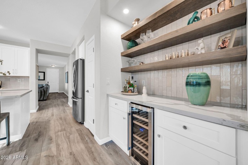 42805 N Hudson Trl-12