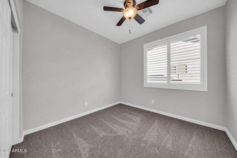 42805 N Hudson Trl-30