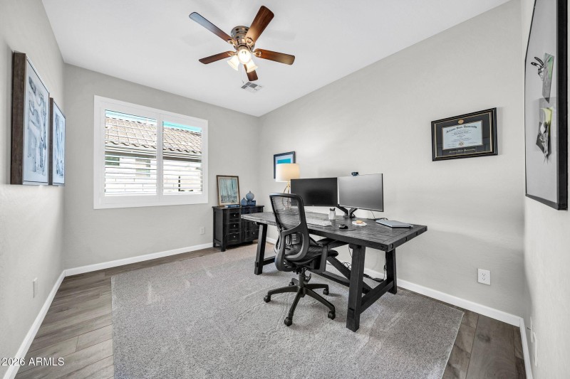 42805 N Hudson Trl-35