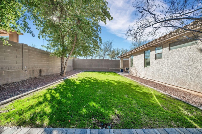 42805 N Hudson Trl-36