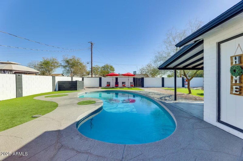 1027SSiestaLn_56206_30