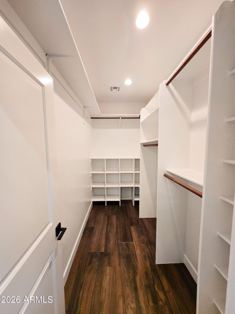 20260110_144223-VSCO