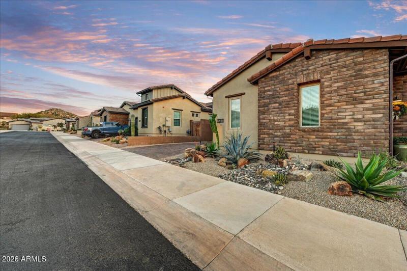 03-Front Landscaping