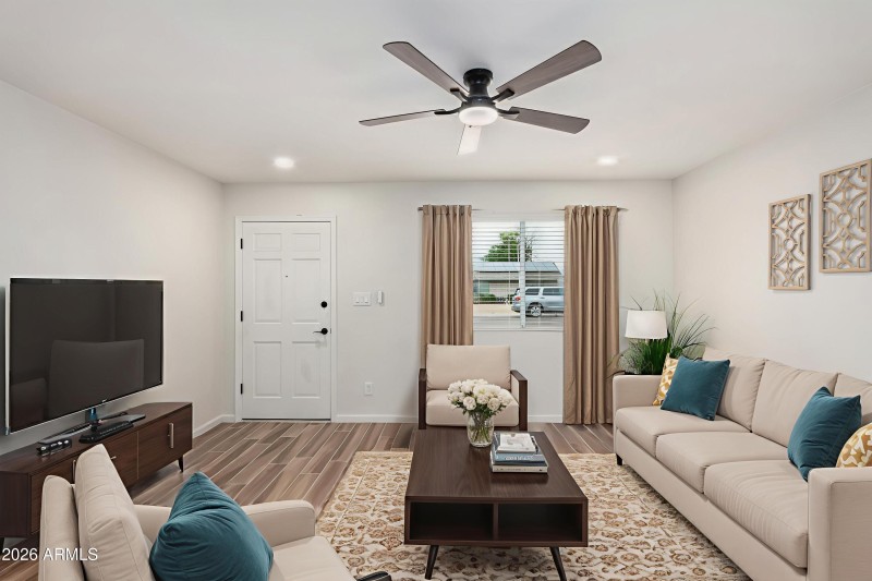 06-25th - Living Room - Standard - 1