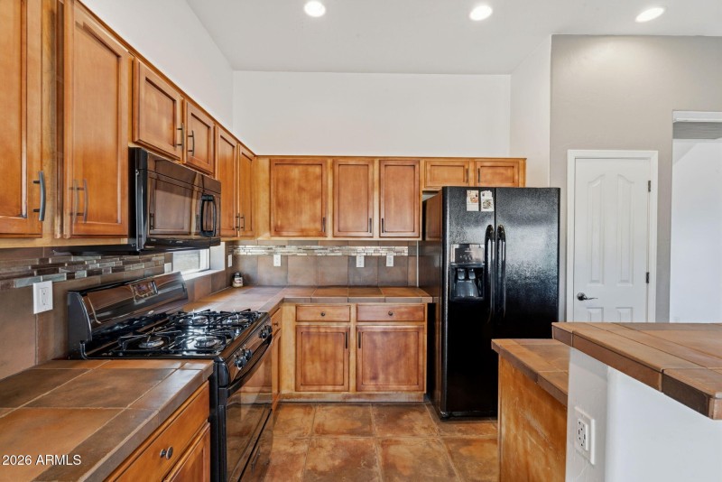 Custom Cabinets and Countertops