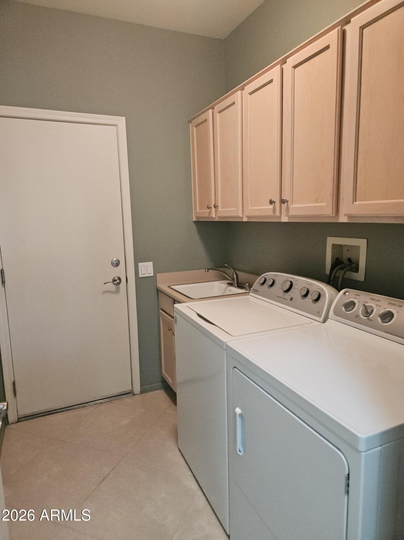 laundry room 1