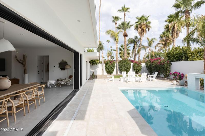 AZ Indoor - Outdoor living