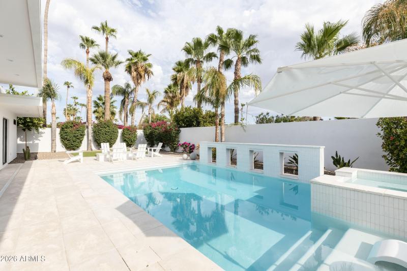 Incredible Backyard pool vibes