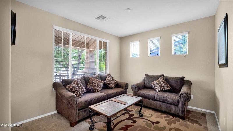 16-web-or-mls-P1073122