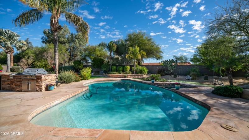 2540 W Tulsa St Exterior Photos-9