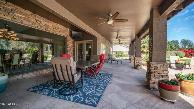 2540 W Tulsa St Exterior Photos-10