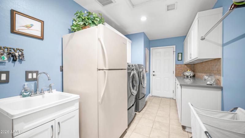 2540 W Tulsa St (12)