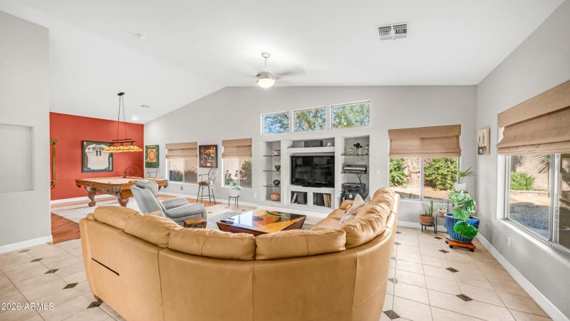 2540 W Tulsa St (19)