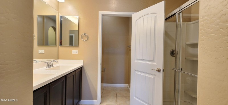 25) 66529-695bece28a401