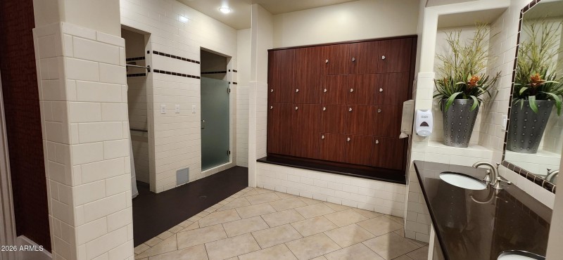 35) 66529-695bed6ae3842