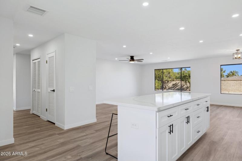 Kitchen / Living Room