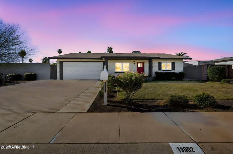 2-web-or-mls-13002-n-28th-pl