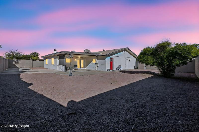 35-web-or-mls-13002-n-28th-pl