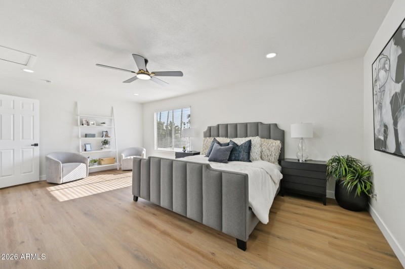 33-web-or-mls-W Monte Ave-S1001-033