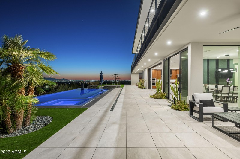 4725 E 56th St Phoenix-7