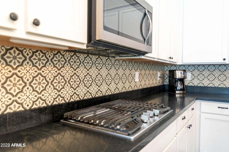 20221026204959371618000000-o