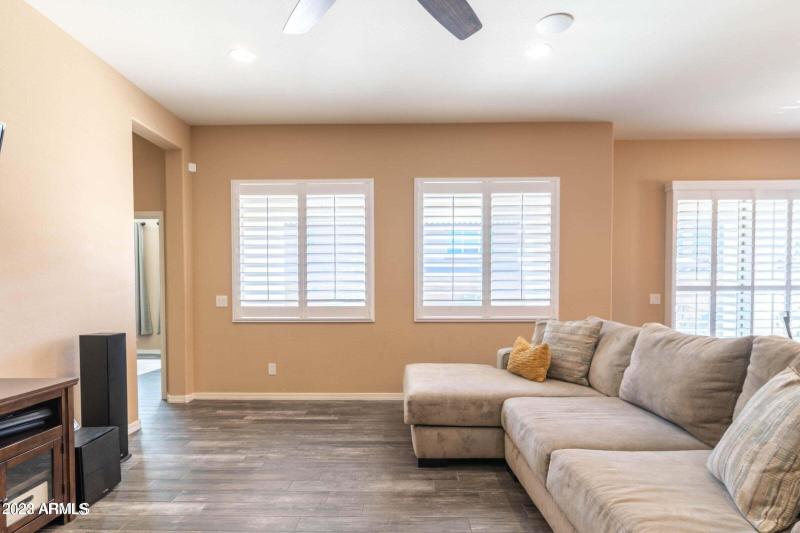 20221026205036819068000000-o