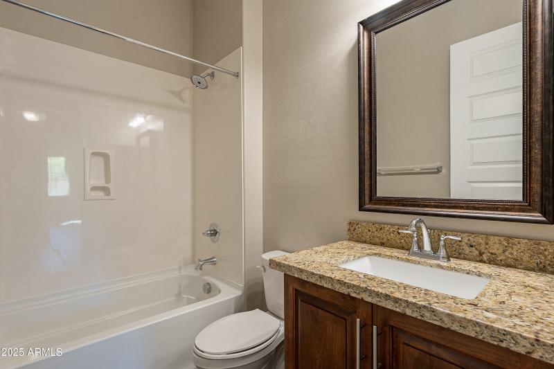 42-print-Hawthorn-42