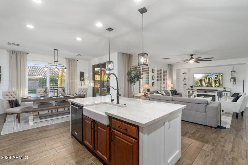 15-web-or-mls-DSC02390