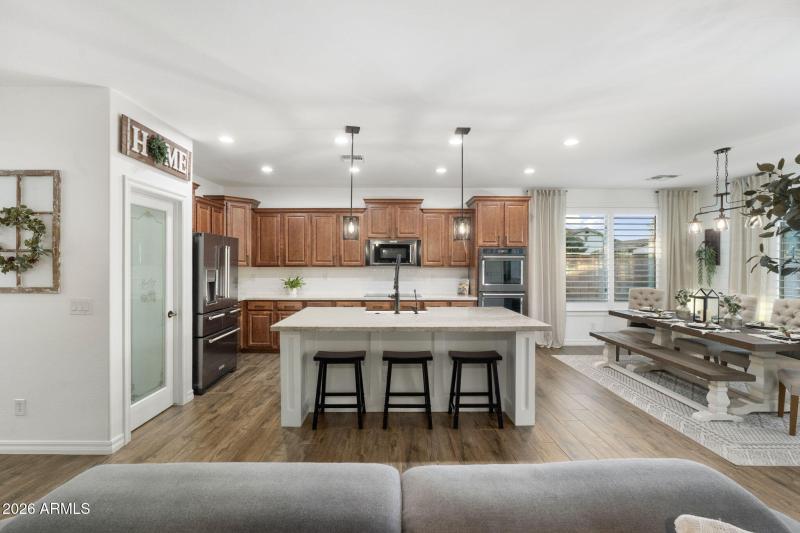 18-web-or-mls-DSC02400 copy