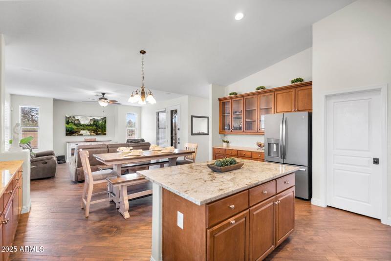 13-web-or-mls-21718 E Cherry Wood Dr-13