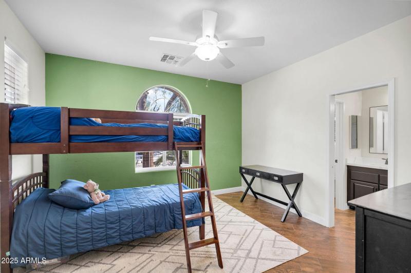 34-web-or-mls-21718 E Cherry Wood Dr-34