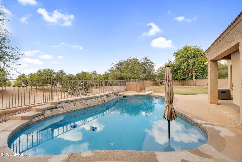 43-web-or-mls-21718 E Cherry Wood Dr-44