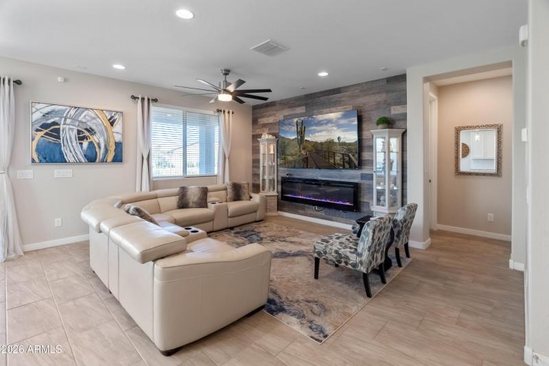 24786 N 172nd Ave-35