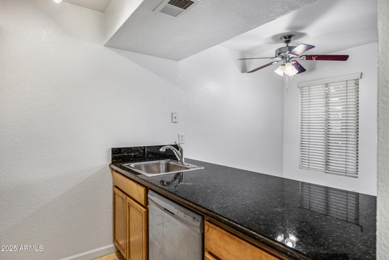 1241 N 48th St #114-7