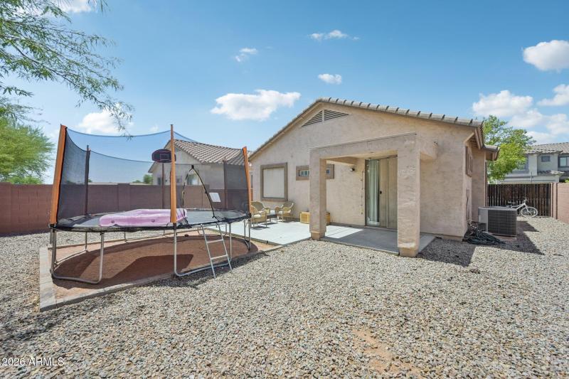 25-web-or-mls-S Bristol-S1008-025