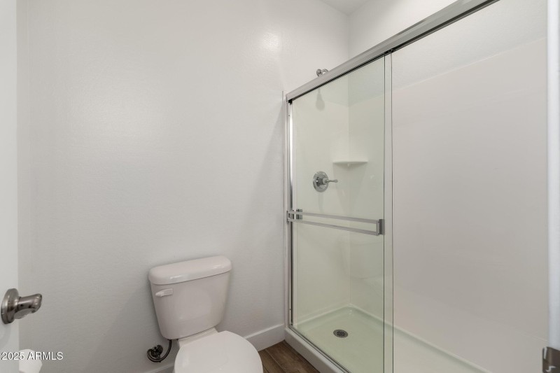 18542 W Seldon Ln - 31