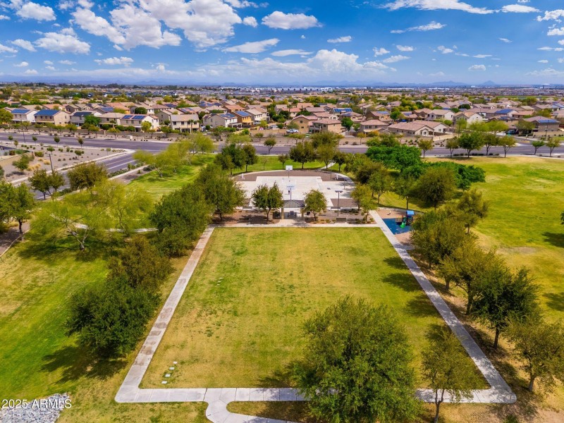 18542 W Seldon Ln - 65