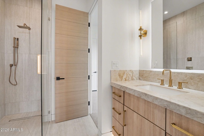 3-web-or-mls-Untitled-03