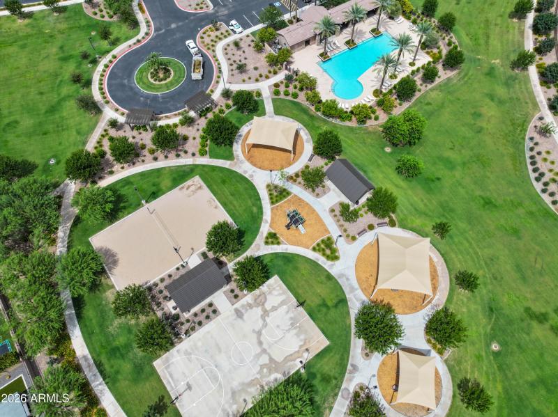 Spur Cross Amenities