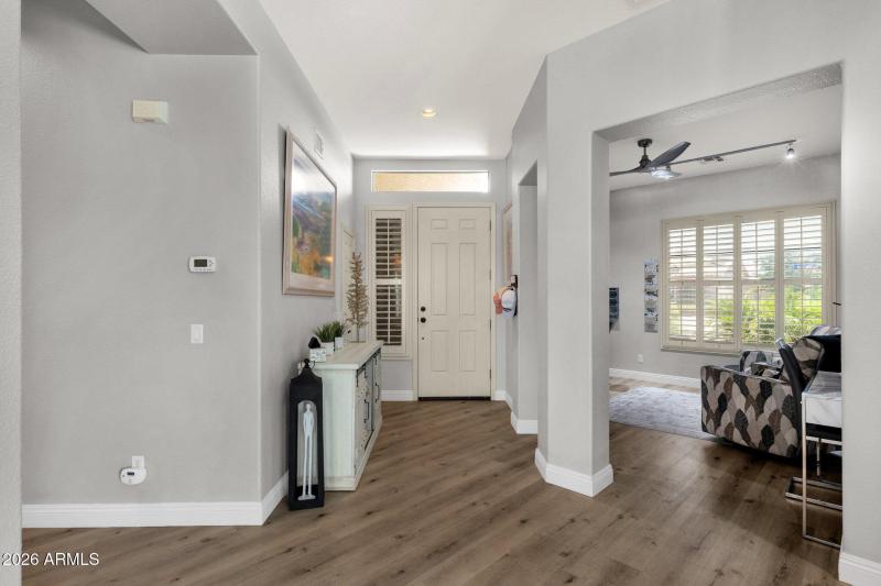 7-web-or-mls-4680-e-nightingale-ln