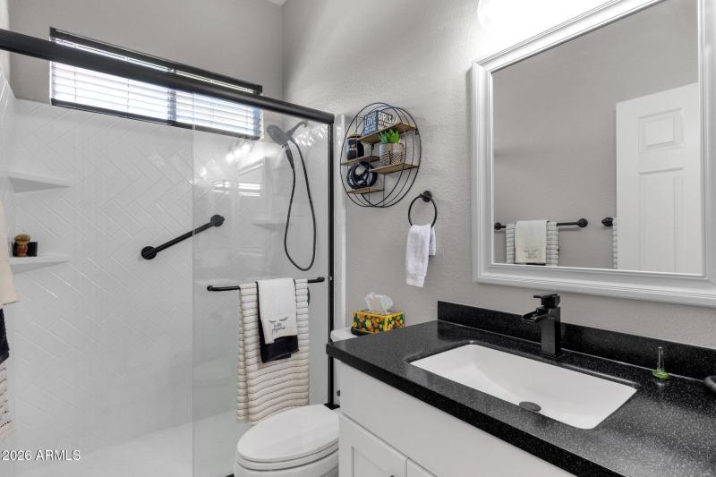 19-web-or-mls-4680-e-nightingale-ln