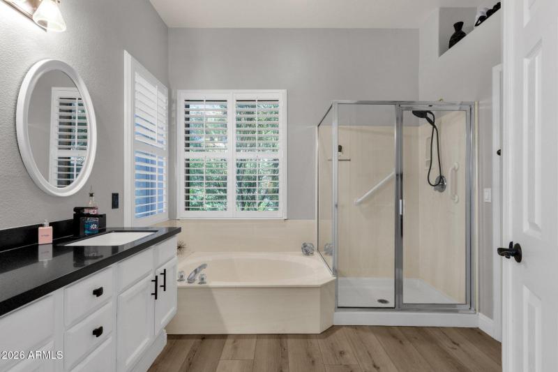 23-web-or-mls-4680-e-nightingale-ln