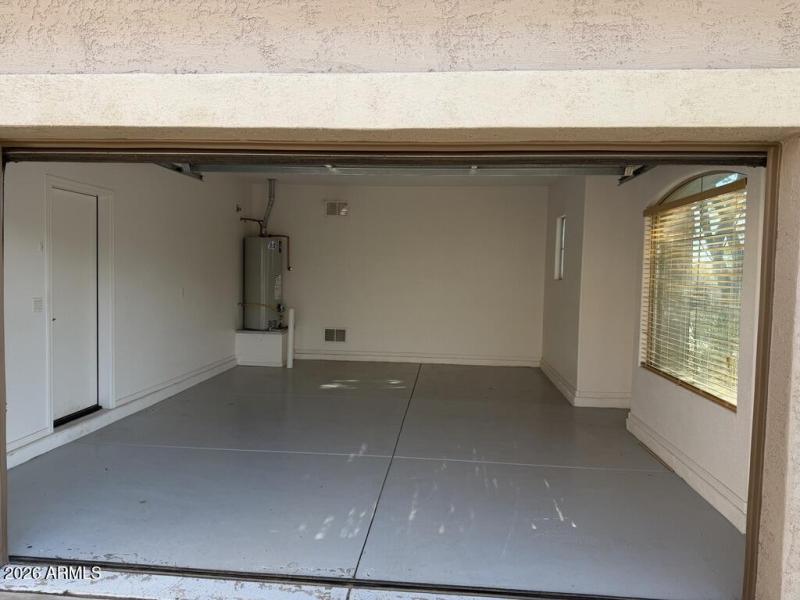 2 cars here (not both bog ones)